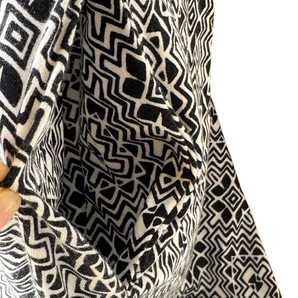 Maeve Black and White Midi Dress - Picture 11 of 11